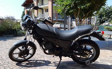 Moto Laverda LB 125 Custom