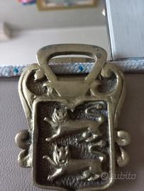 Apri bottiglie in ottone 