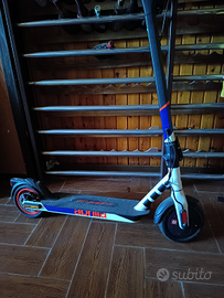 Monopattino Aprilia