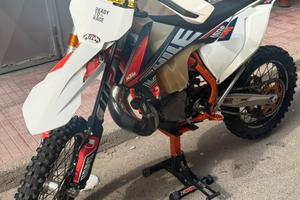 Ktm 300 2t