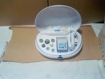 Set manicure e pedicure Scholl mai usato.