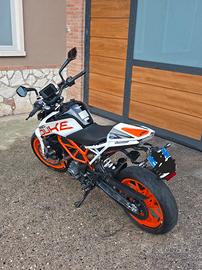 KTM duke 390 2020
