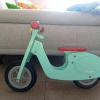 Vespa spingi spingi legno + sedia