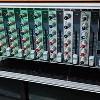 Mixer BEHRINGER RX1202FX + Rack