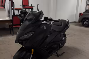 T MAX  560 TECH MAX - TERMIGNONI COMPLETO