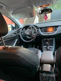 Opel grandeland x