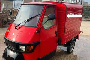 Ape Piaggio 50 rosso furgonato