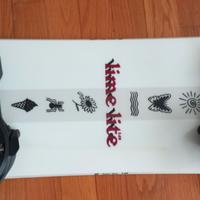 Tavola snowboard K2 donna con attacchi Nidecker