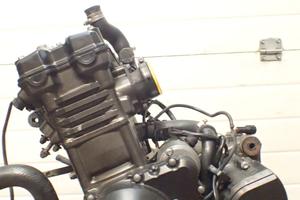 Kawasaki Z1000 (03-06) Motore 40.797 km Video