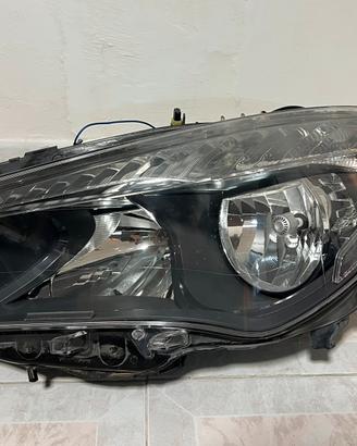 Proiettore / fari per MERCEDES-BENZ CLA