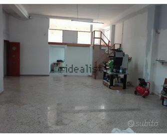 Locale c3 uso deposito artigianale e magazzino