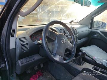 Ricambi NISSAN NAVARA 4X4 2494cc CDI del 2008