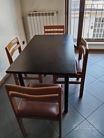 tavolo con sedie