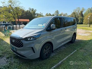 Tourneo Custom AWD