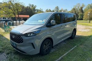 Tourneo Custom AWD