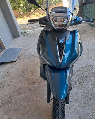 Piaggio Beverly 400