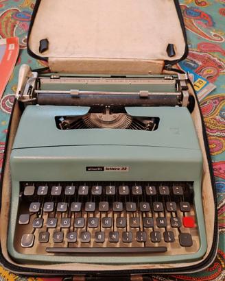 Olivetti Lettera 32