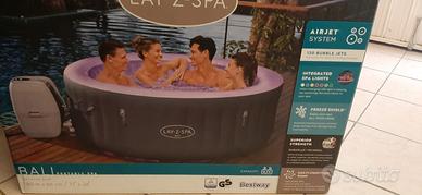 Piscina idromassaggio