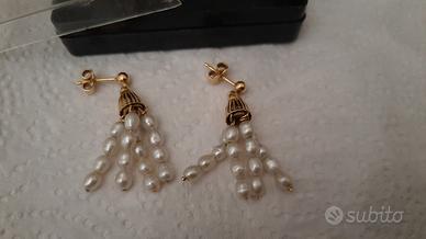 Orecchini vintage in oro con perle di fiume
