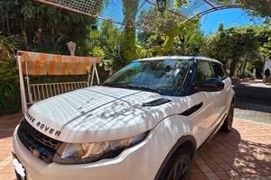 evoque 150cv 2.2 limited total black N1 autocarro 