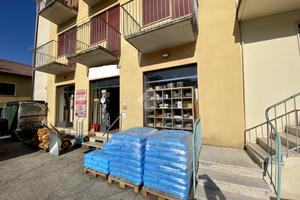 NEGOZIO A ISOLA VICENTINA