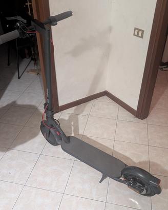 Xiaomi monopattino