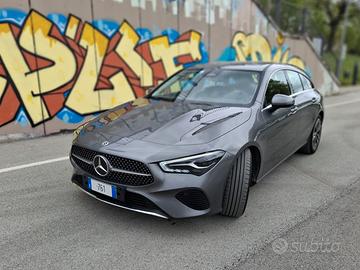 Mercedes CLA Shooting Brake 180 D Automatica