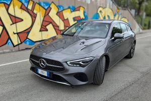 Mercedes CLA Shooting Brake 180 D Automatica