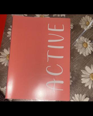 2 Quaderni sia a righe che quadretti a soli 1