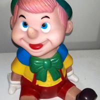 PINOCCHIO SEDUTO IN PLASTICA GOMMA VINTAGE 23 CM