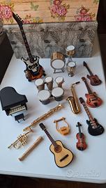 strumenti musicali in miniatura 
