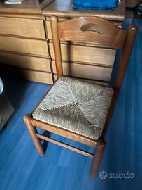 Sedia in legno e paglia