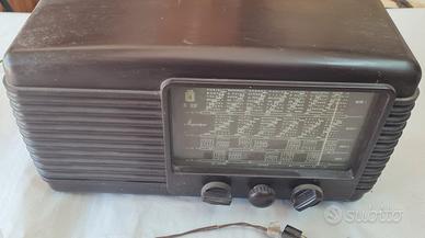 radio i bachelite 