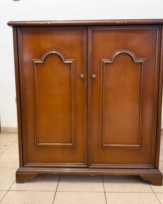 Scarpiera / mobile in legno classico