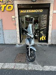 Kymco People 125 S NUOVO euro 5 - PERMUTE