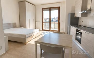 Monolocale con SPESE INCLUSE - CASE ROSSE