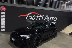 AUDI RS3 UNICOPROPRIETARIO CARBOCERAMICI ALLESTI