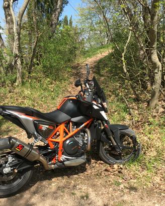 Ktm duke 690