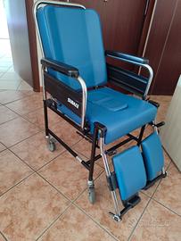 sedia a rotelle con WC  Surace 