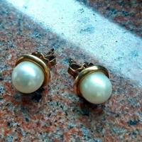 Orecchini oro giallo 18 kt e perla