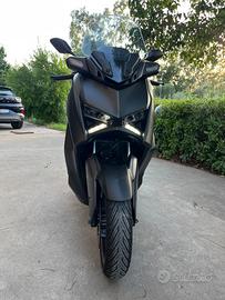 Yamaha X Max 300 abs