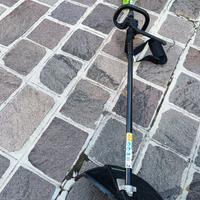 Tagliabordi Greenworks a batteria 