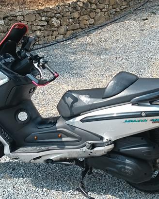 SCOOTER 300