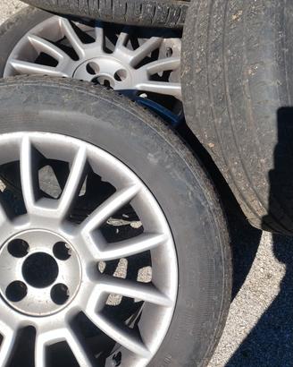 Cerchio e Gomme fiat bravo 2007