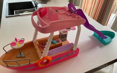 Barca dei sogni di Barbie