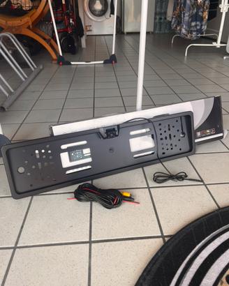 Portatarga con telecamera