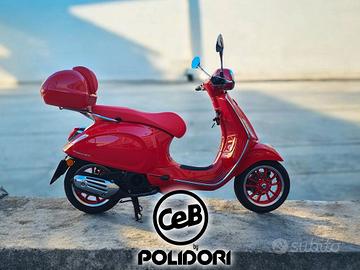 Vespa Primavera 125 RED - ANNO: 01/2023 - KM: 1425