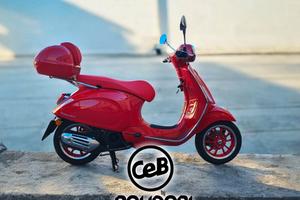 Vespa Primavera 125 RED - ANNO: 01/2023 - KM: 1425