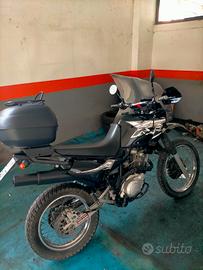 Moto Yamaha XT 600