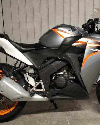 Honda CBR 125R 2012